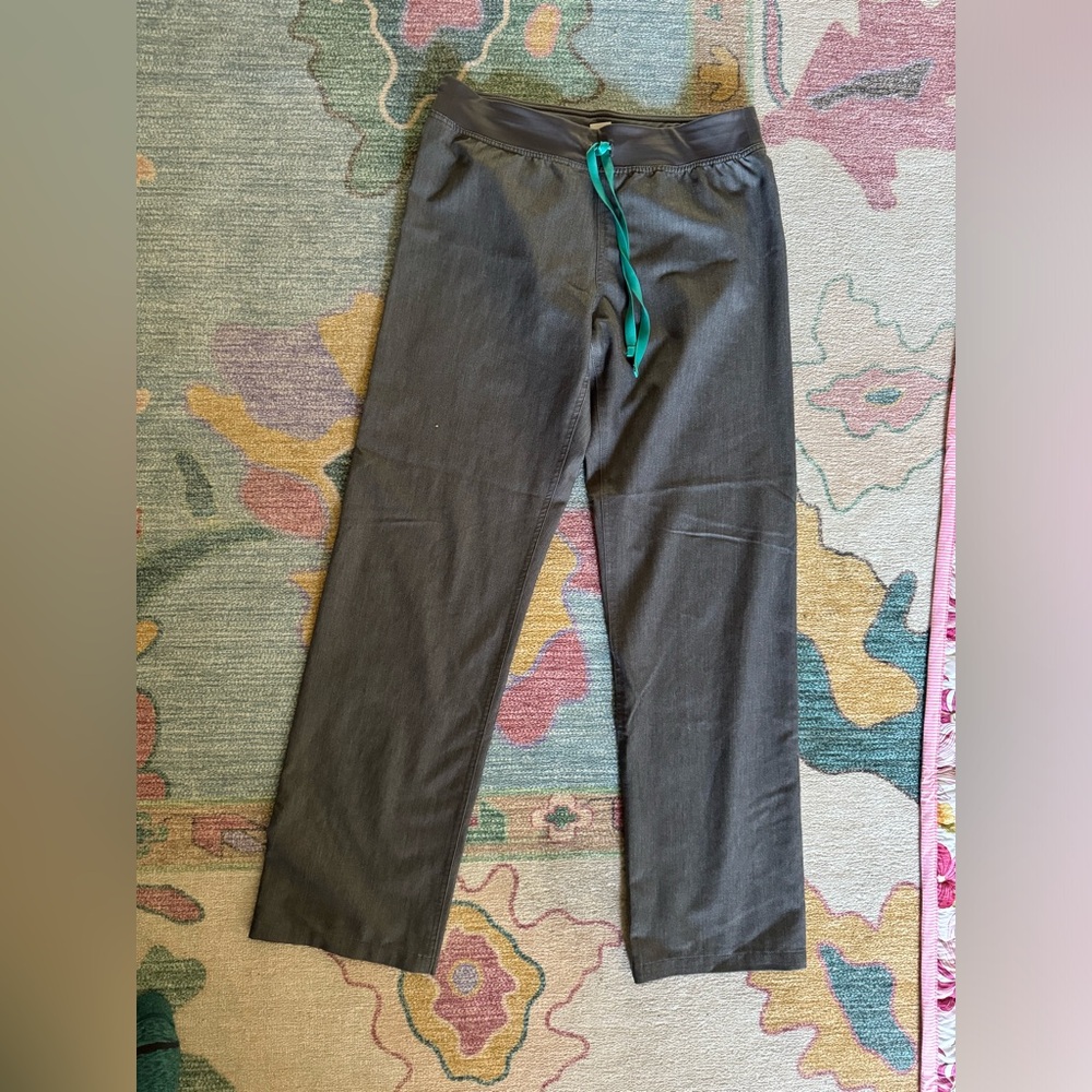 Figs Livingston scrub pants